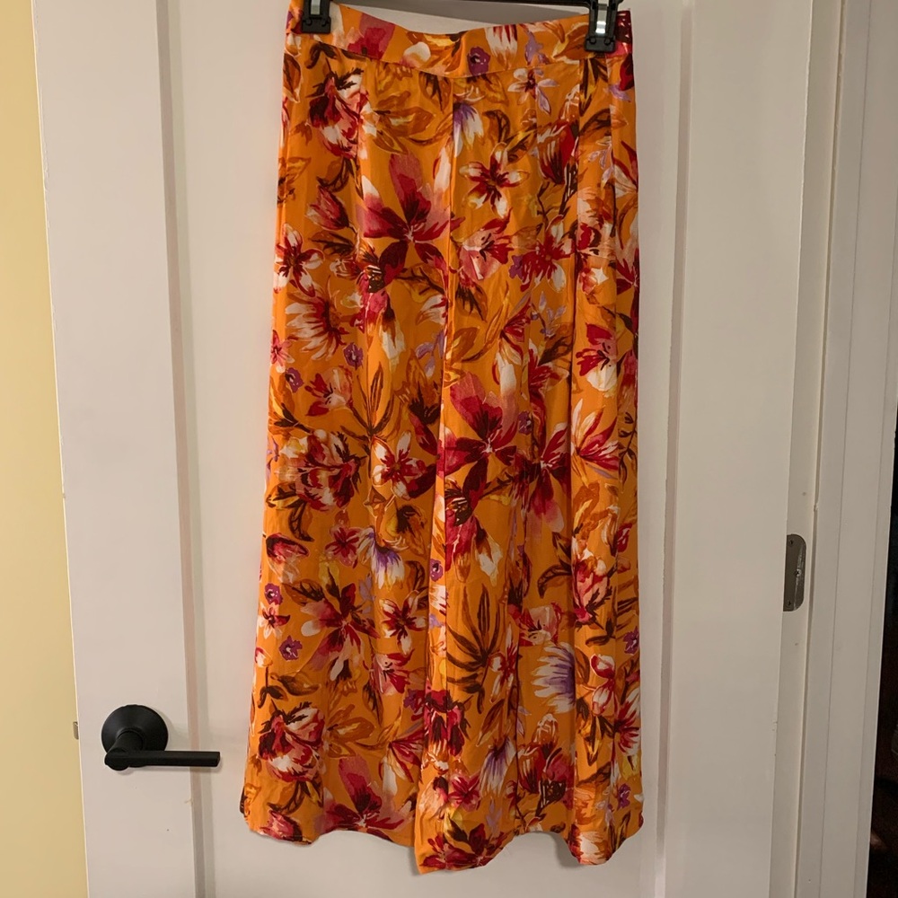 H&M Slit Floral skirt, size 4